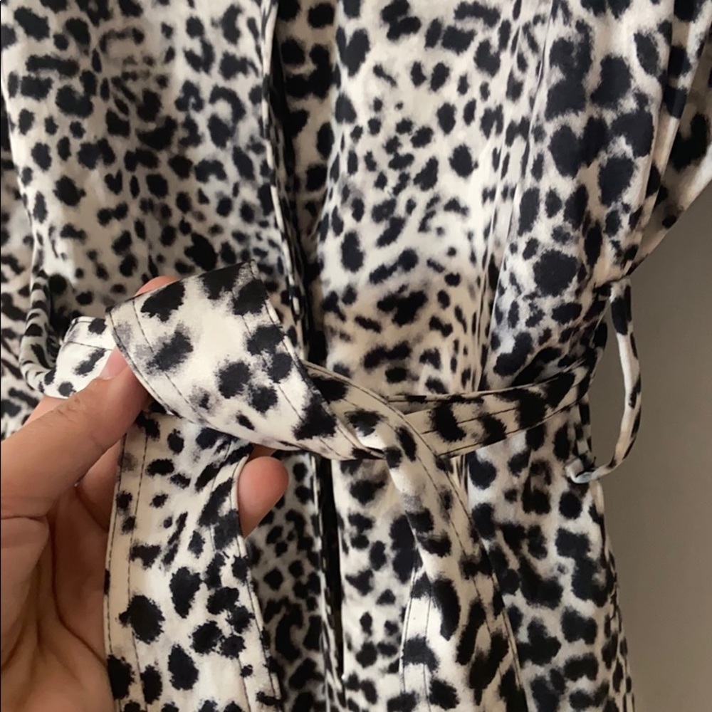 Leopard Outerwear Jacket - Picture 3 of 6